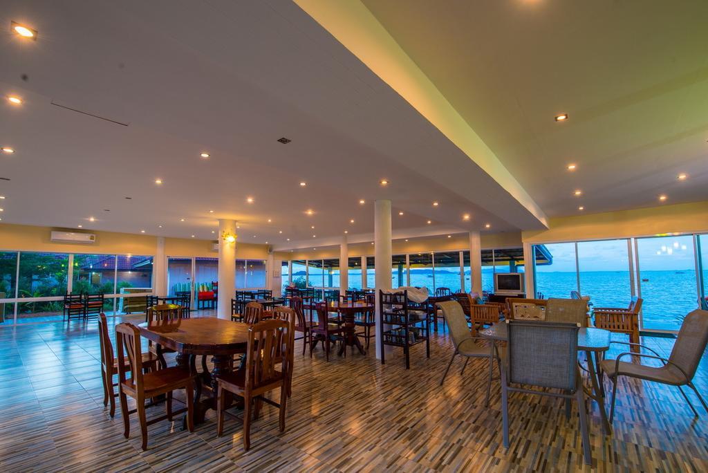 Star Light Beach Resort And Restaurant Csumphon Kültér fotó
