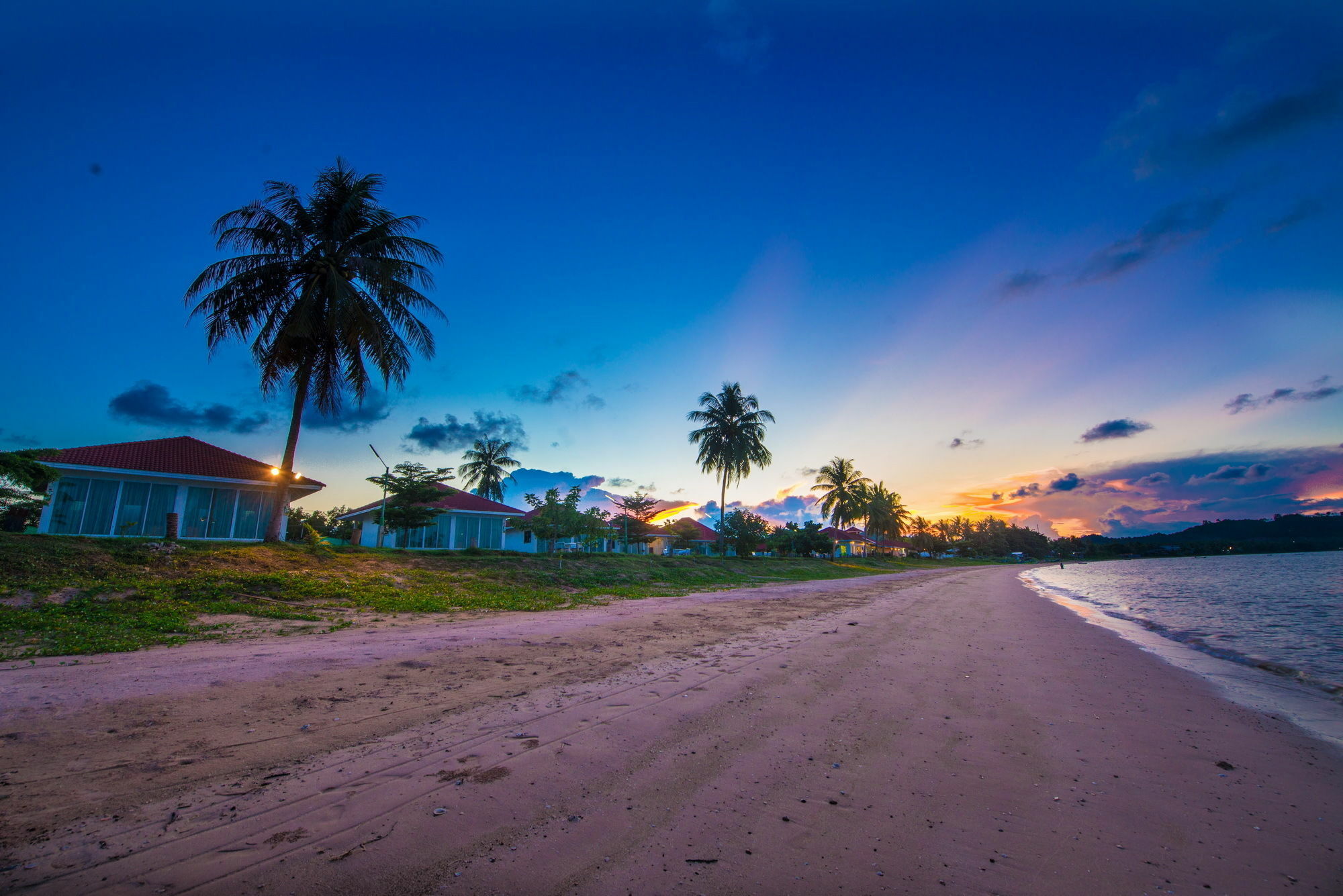 Star Light Beach Resort And Restaurant Csumphon Kültér fotó